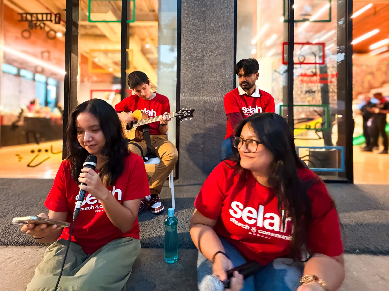 Live band-led worship at a Selah gathering in Mumbai